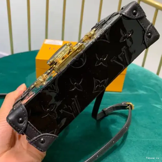 Cheap LOUIS VUITTON MALLE PETITE 0703